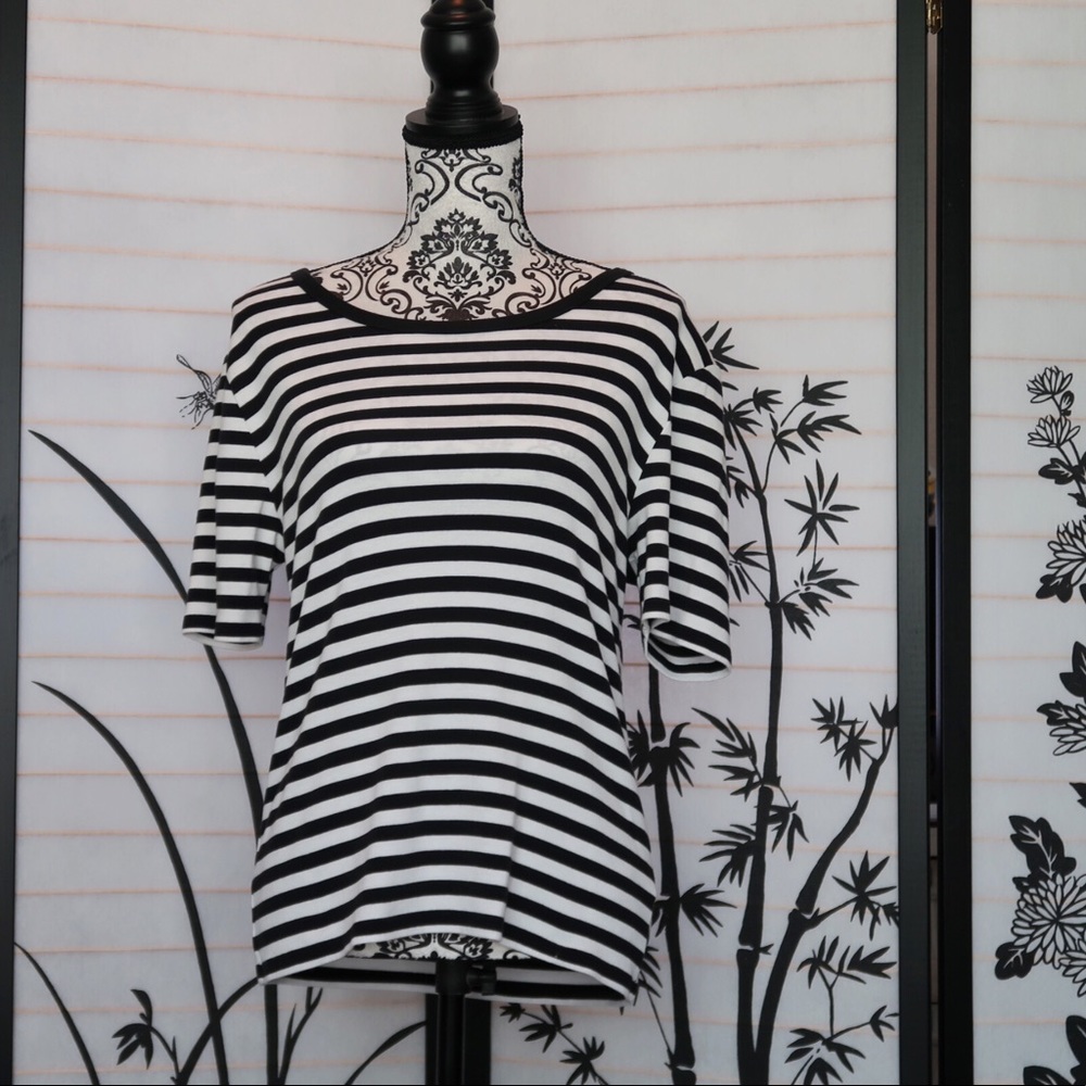 Dip Boat Neck Striped T-Shirt